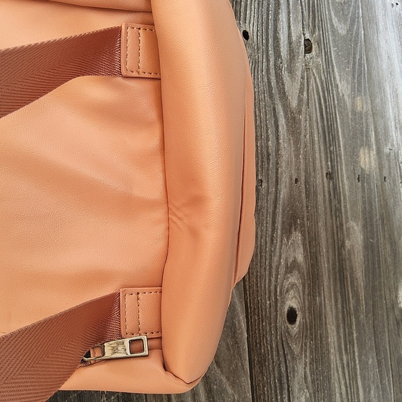 RACHEL Rachel Roy Peach Backpack with Buckke & Chain And Pockets Galore! - Picture 12 of 16